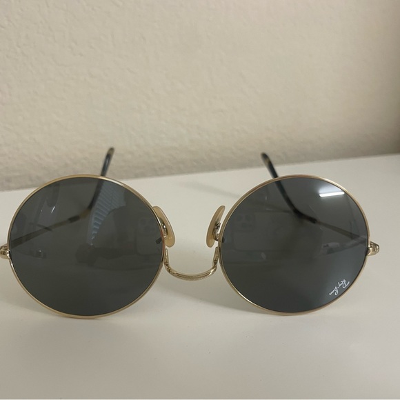 RayBan Circle Sunglasses - Picture 3 of 3